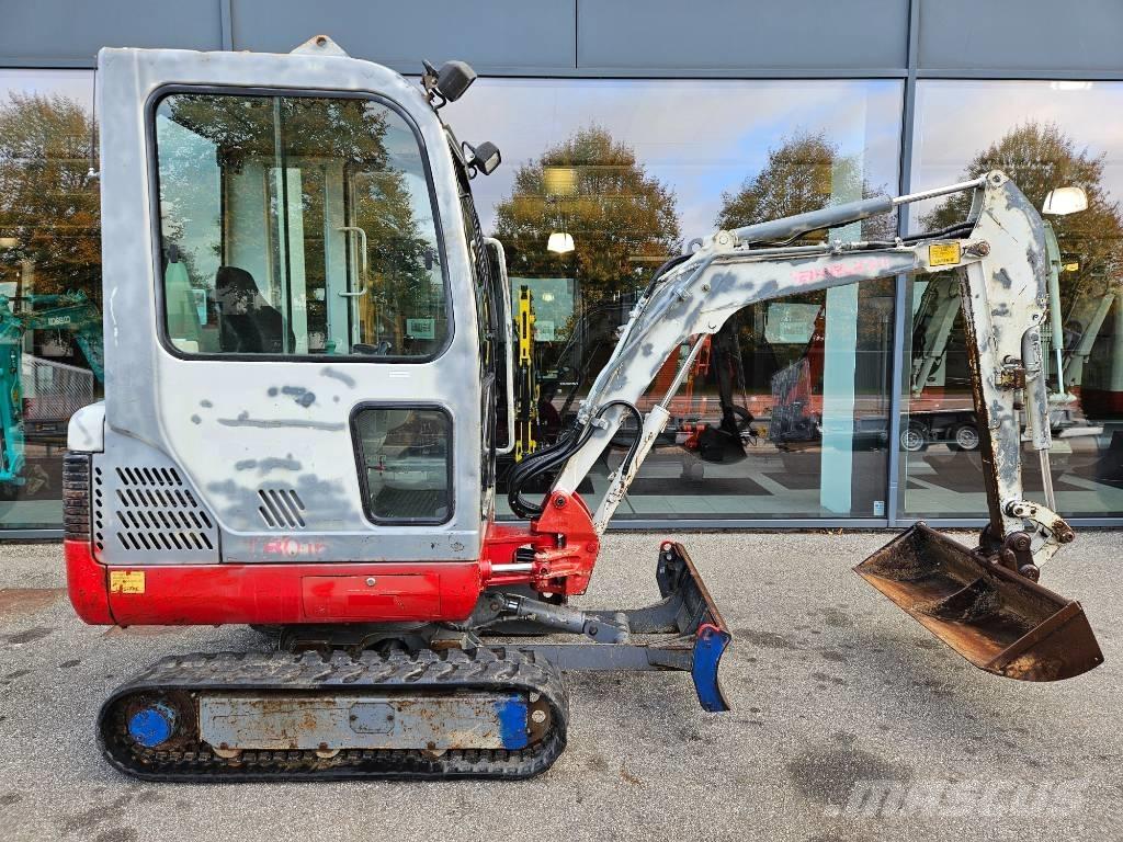 Takeuchi TB 016 小型挖掘机