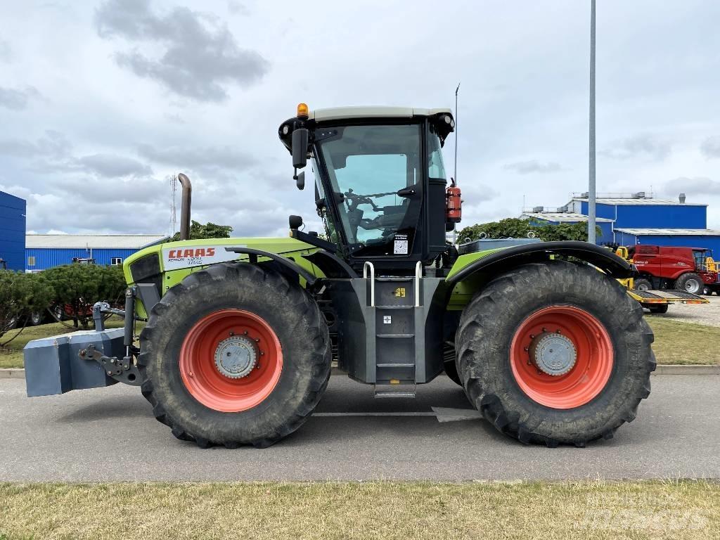CLAAS Xerion 3800 拖拉机/农用车