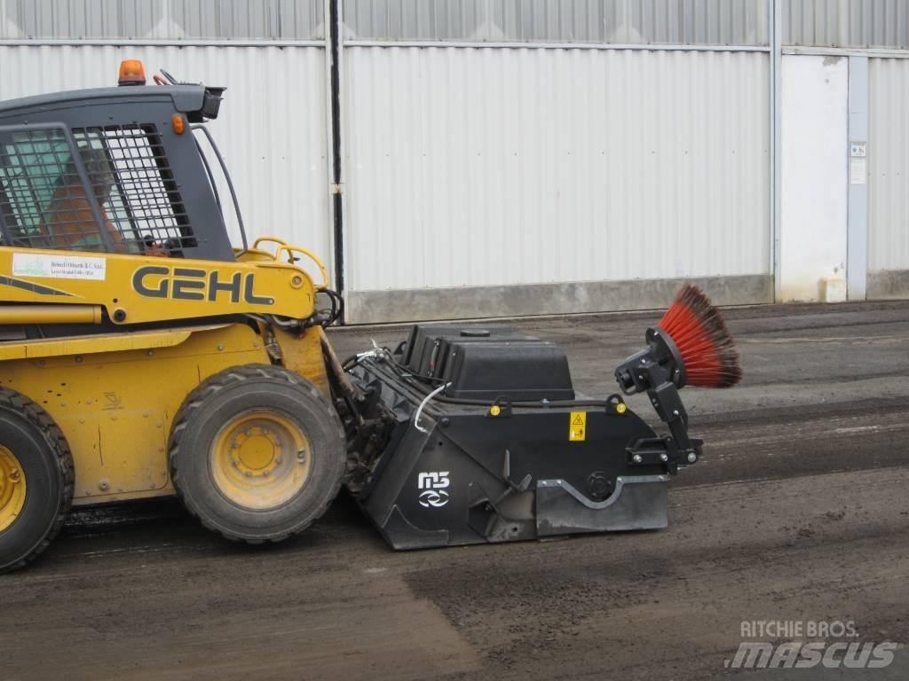 M3 Sweeper Bucket HD 路面维护设备-其他