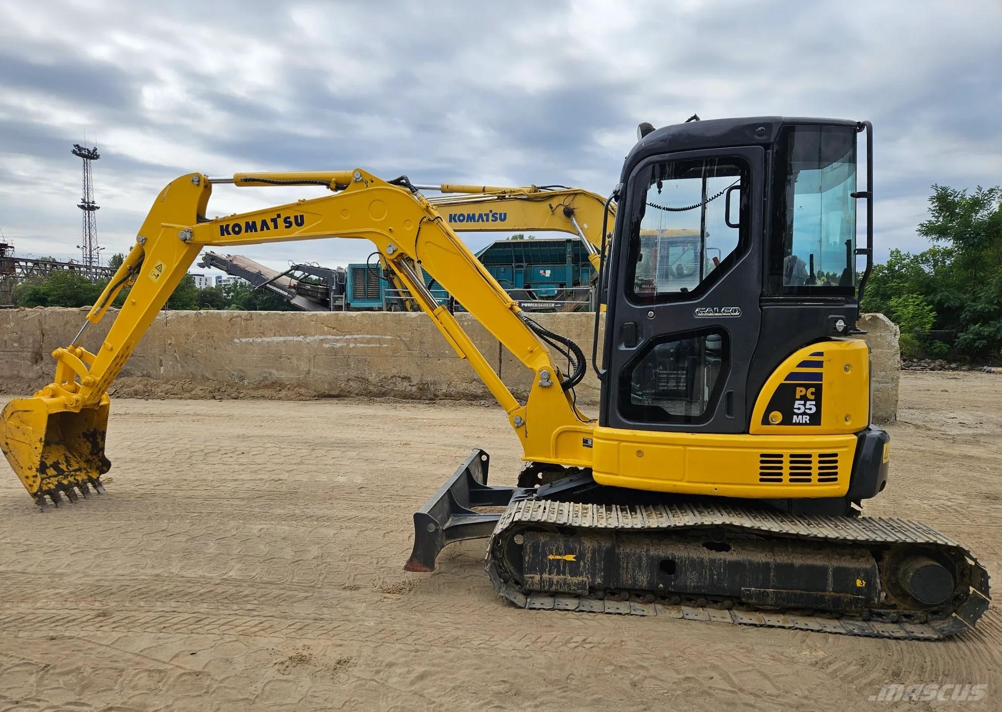 Komatsu PC55 履带挖掘机