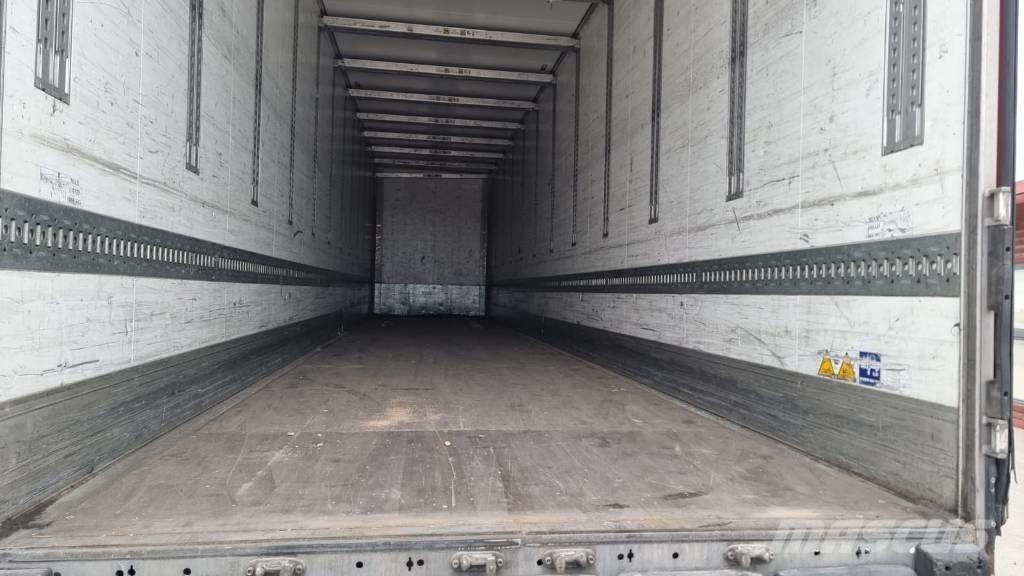 Schmitz Cargobull 保温半挂车