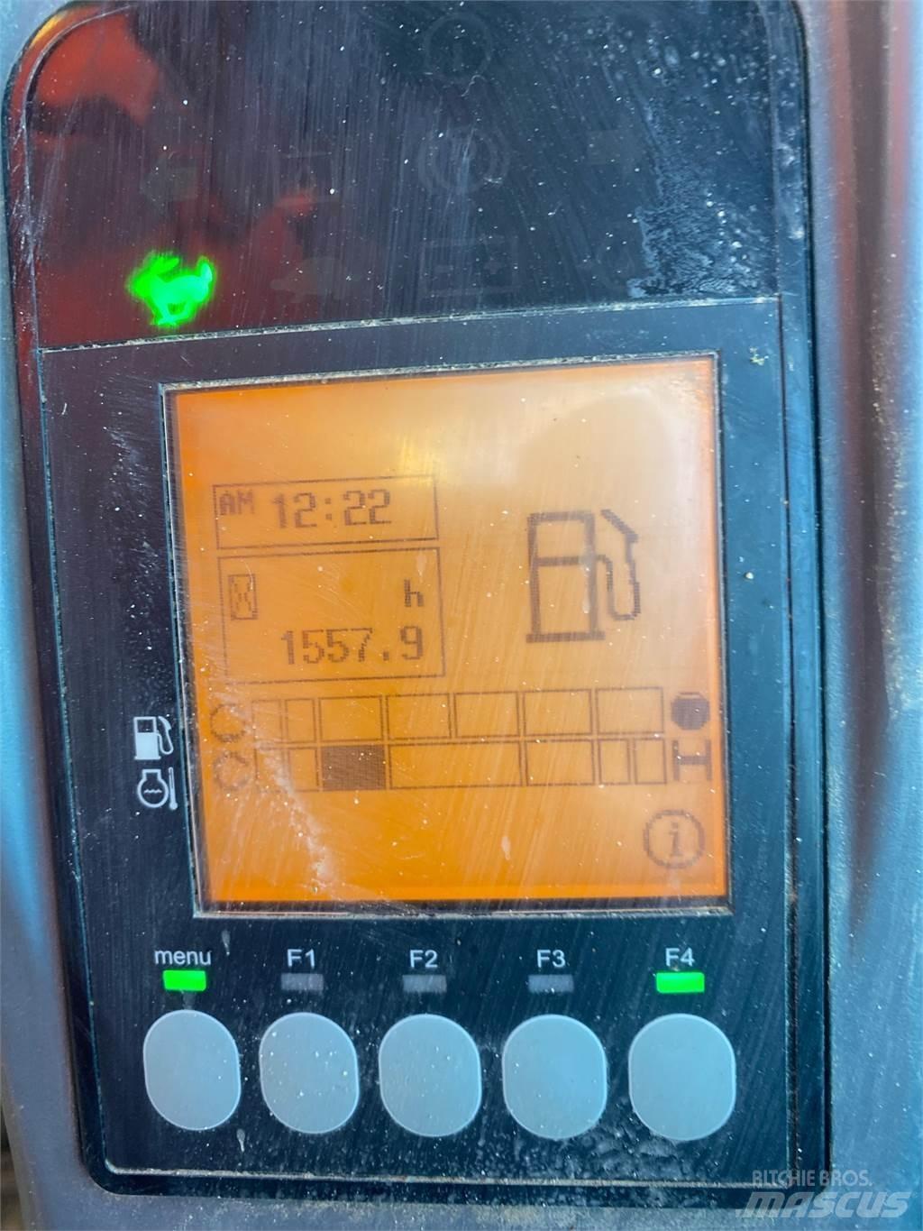 Yanmar SV22 小型挖掘机