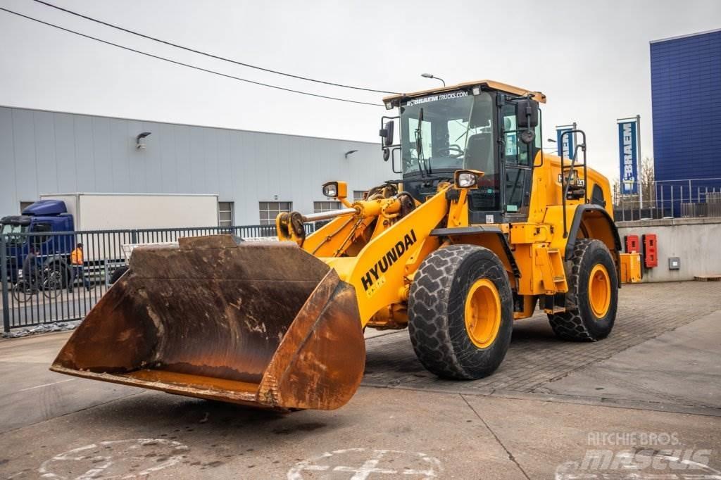 Hyundai HL955XT 轮式装载机