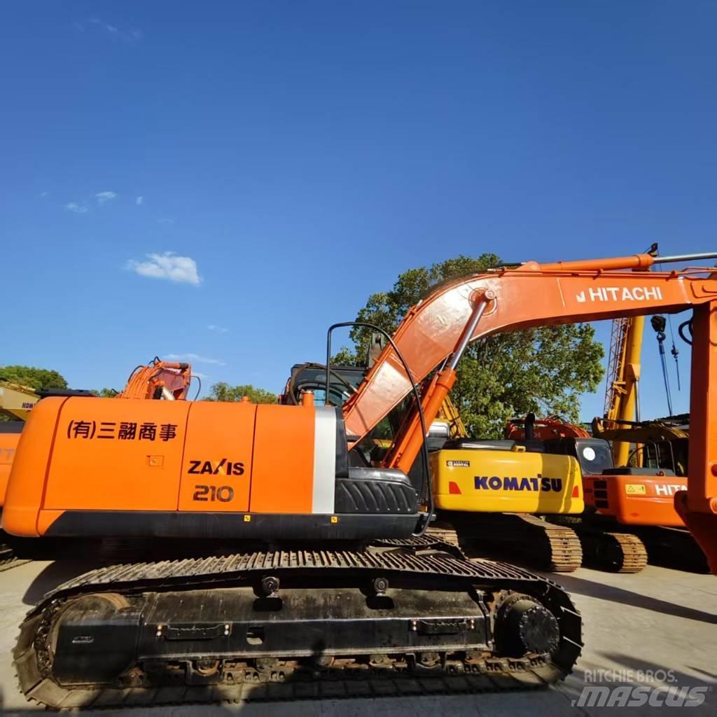 Hitachi ZX 210 履带挖掘机