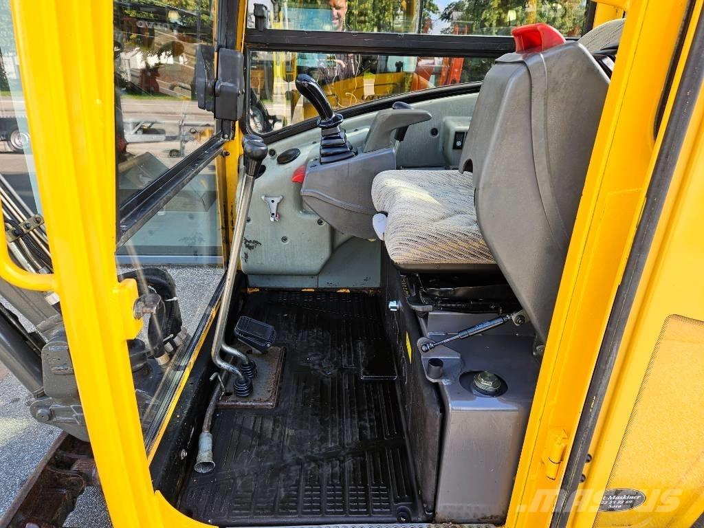 Volvo EC 15 B 小型挖掘机