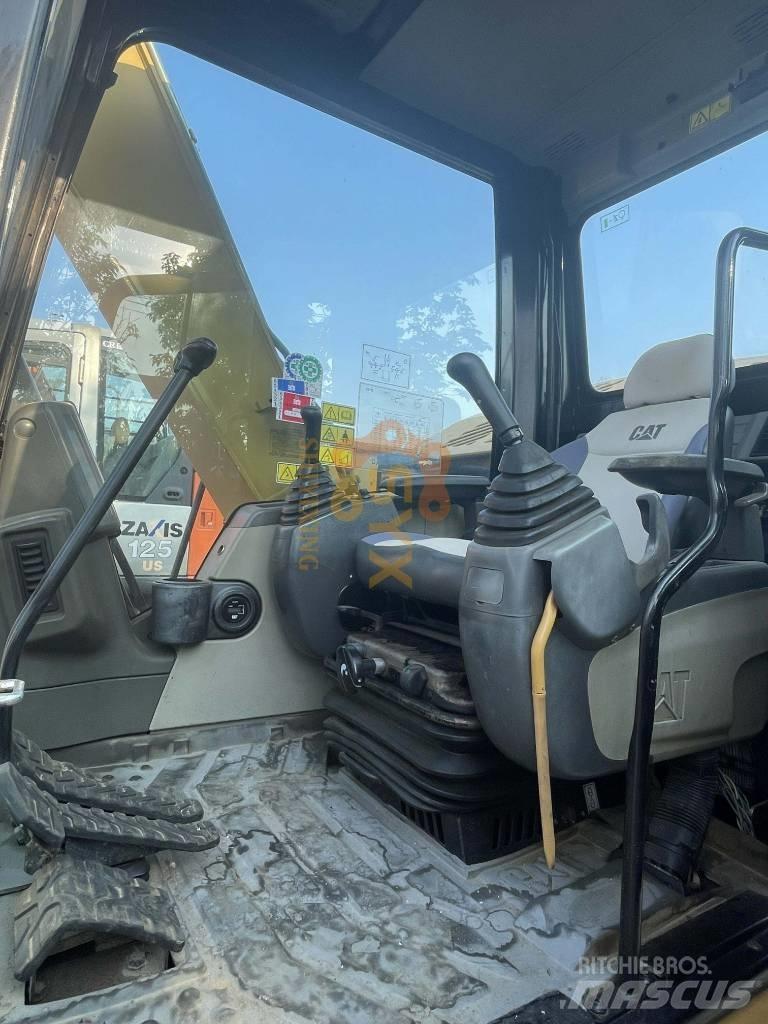Komatsu PC 200-8 履带挖掘机