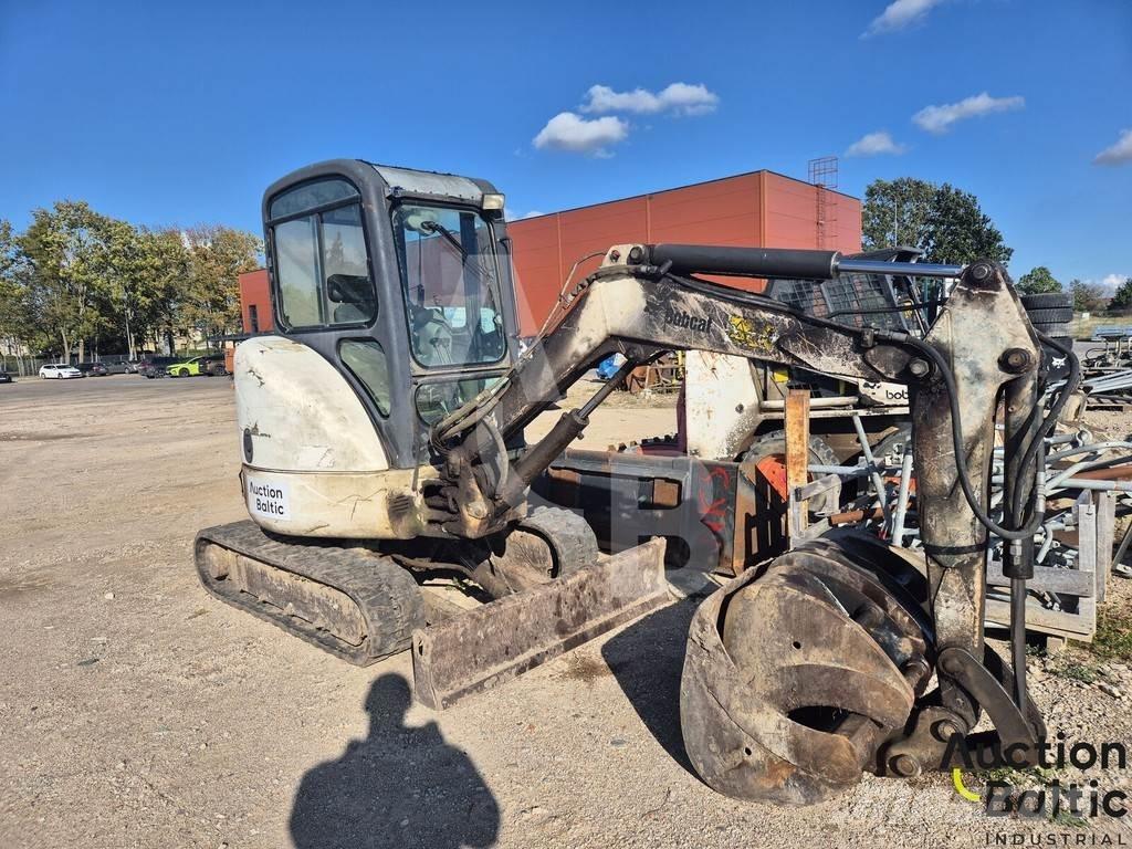 Bobcat 425 小型挖掘机