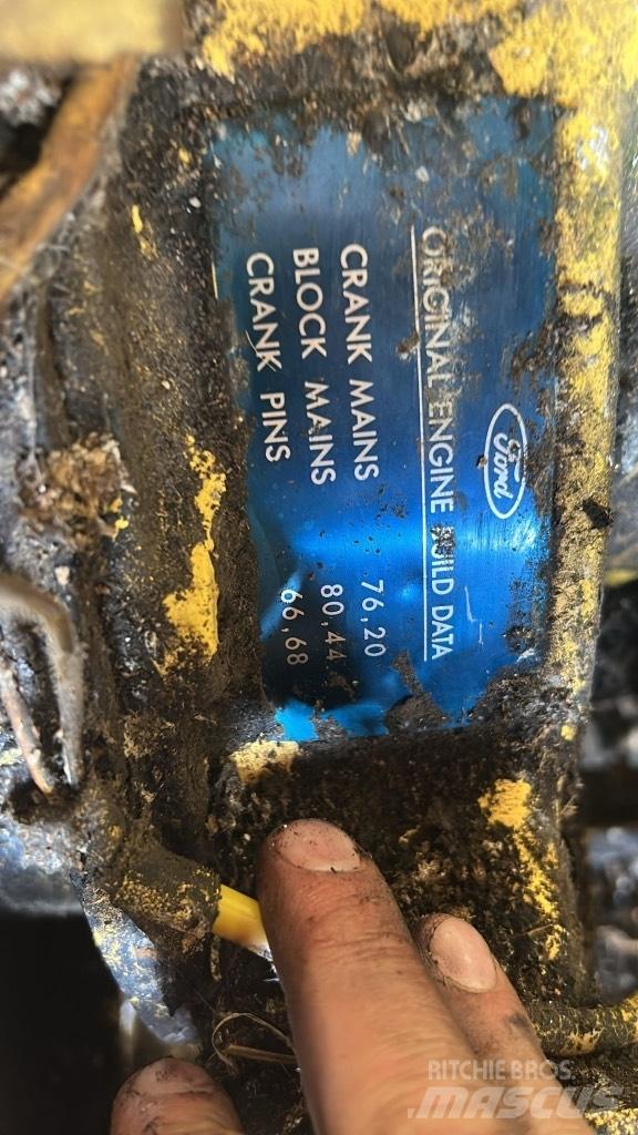 New Holland 8060 联合收割机
