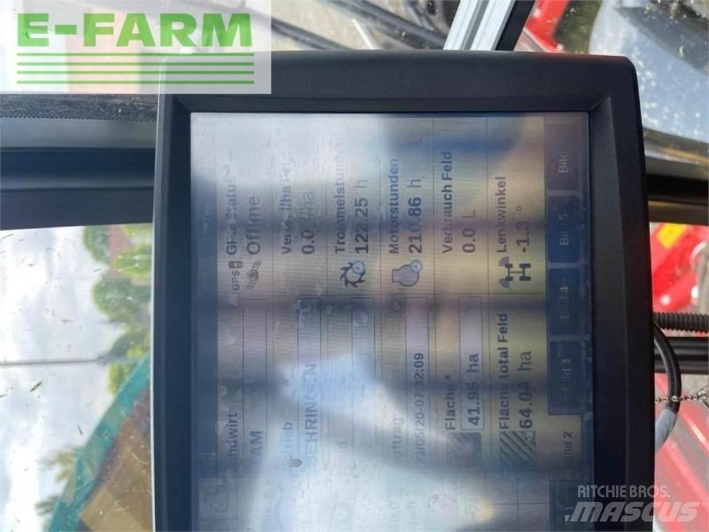 New Holland fr 550 自走式青贮饲料收割机