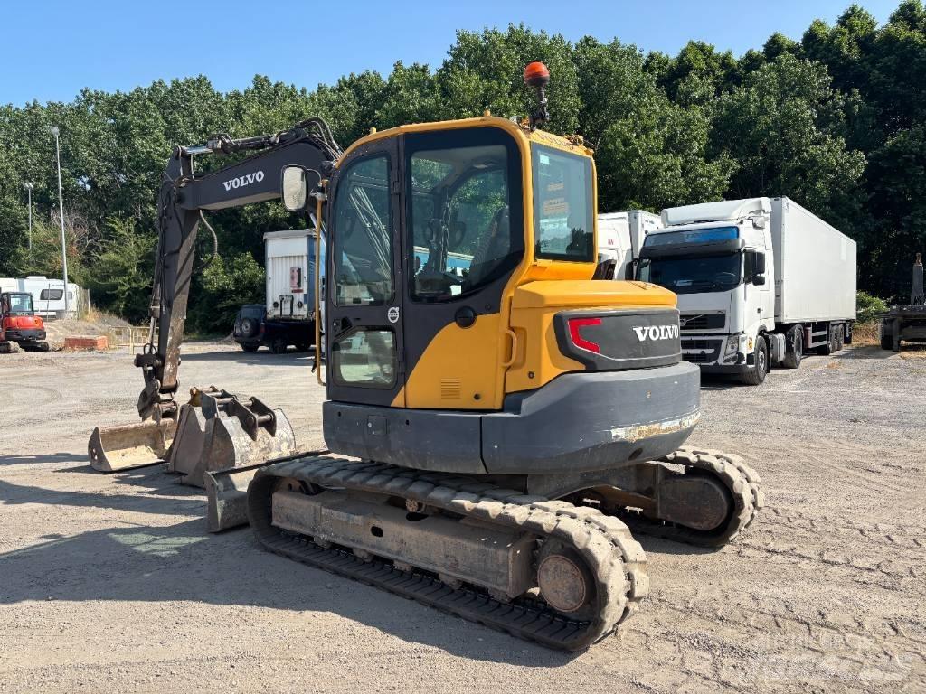 Volvo ECR 88 D 中型挖掘机