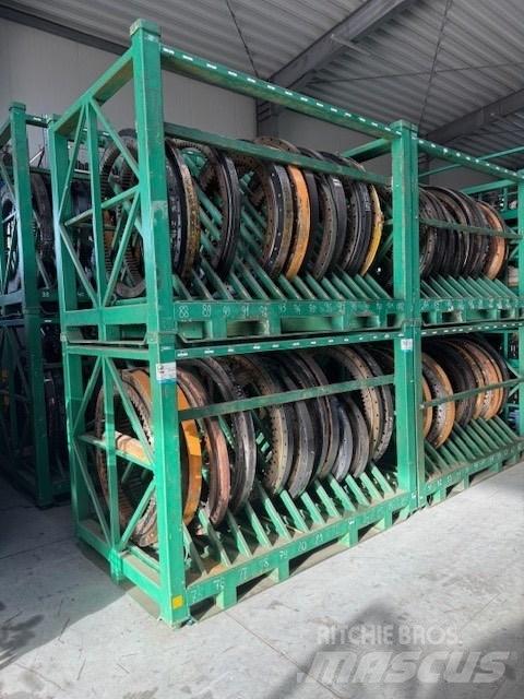 Liebherr USED PARTS 散热器