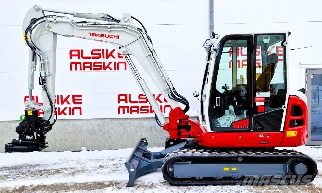 Takeuchi TB370 小型挖掘机