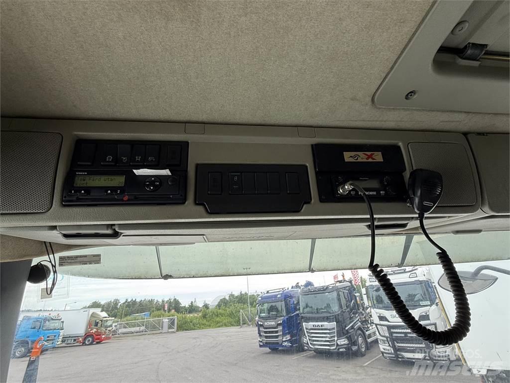 Volvo FM 500 8X4 农用/粮食运输车