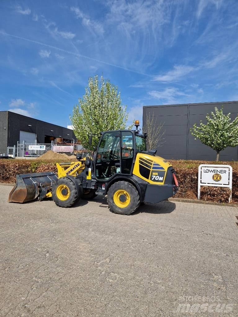 Komatsu WA70M 小型装载机