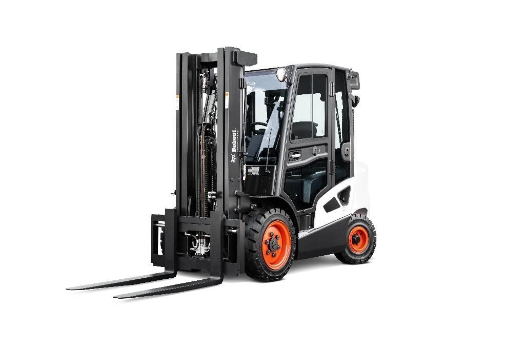 Bobcat D30S-9 柴油叉车