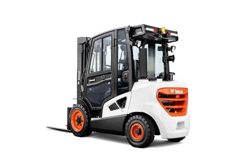 Bobcat D30S-9 柴油叉车
