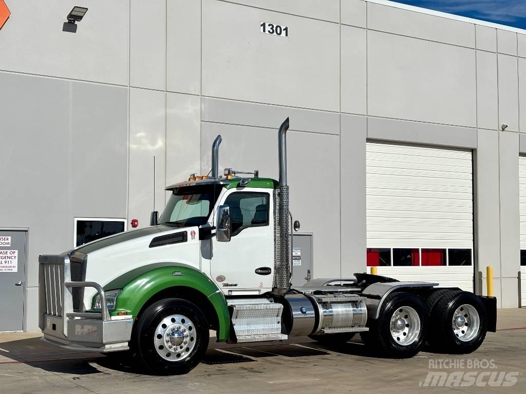 Kenworth T880 牵引车