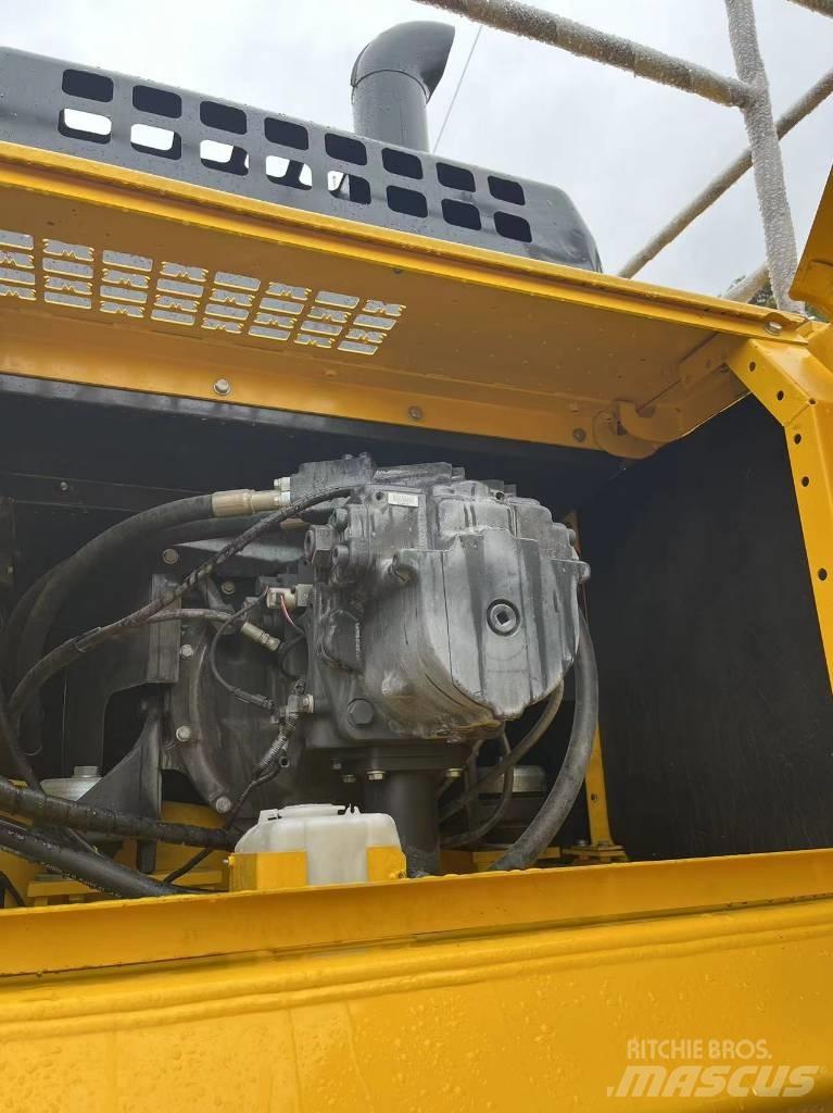 Komatsu PC 450-8 履带挖掘机