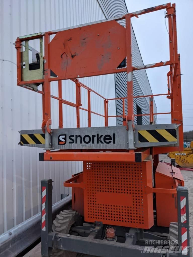 Snorkel S 3370 RT 剪叉式升降机