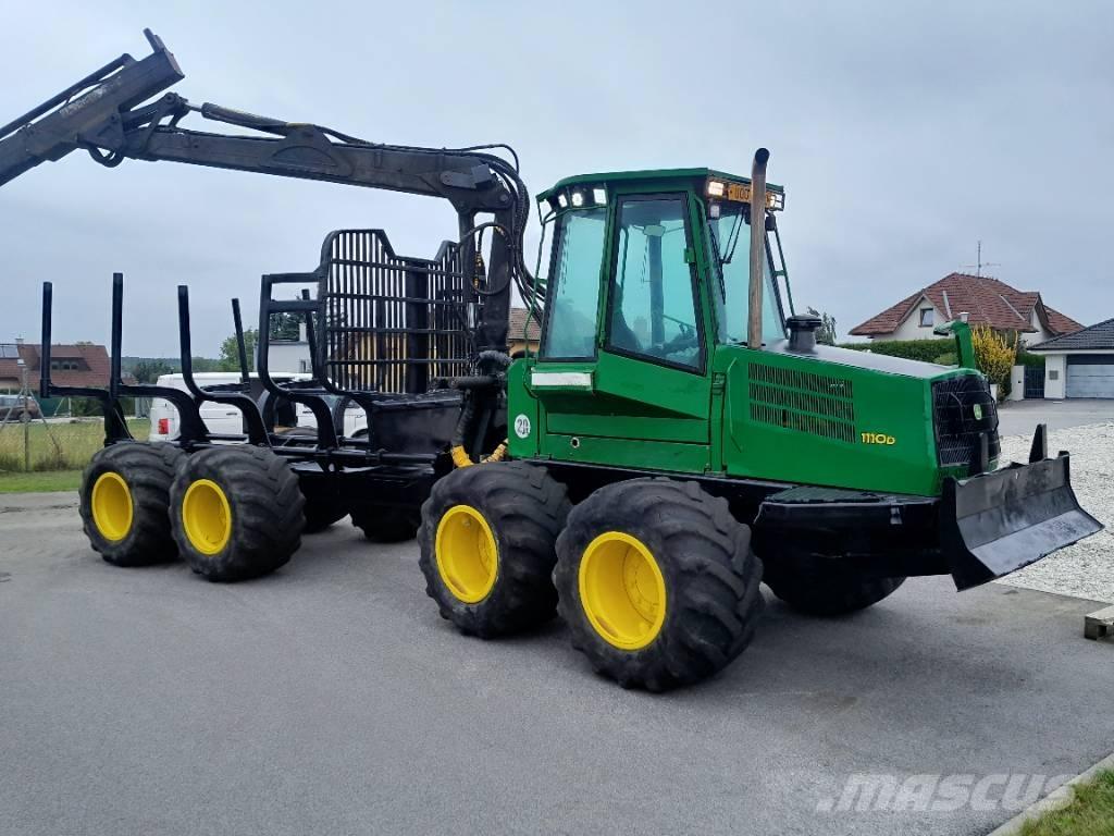 John Deere 1110 D 集运机