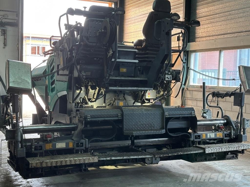 Vögele Super 1300-3i 铲运机
