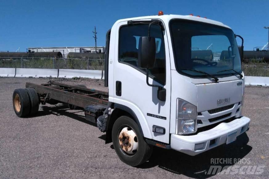 Isuzu NPR HD 平板车
