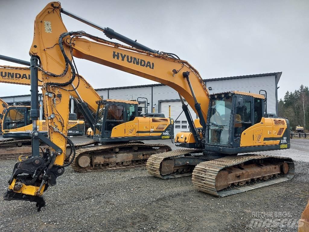 Hyundai HX 220 L 履带挖掘机