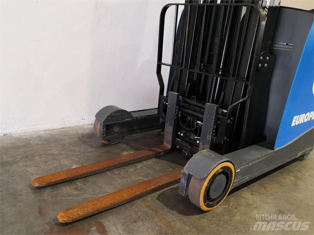  RTR16 前移式叉车