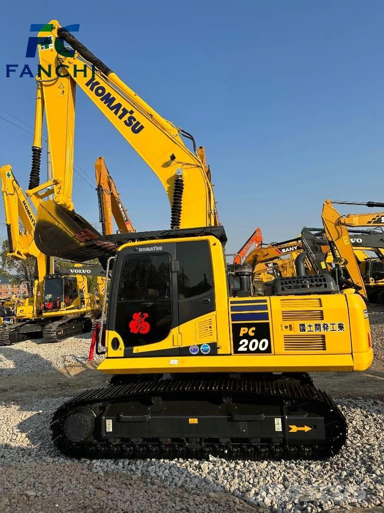 Komatsu PC 200-8 履带挖掘机
