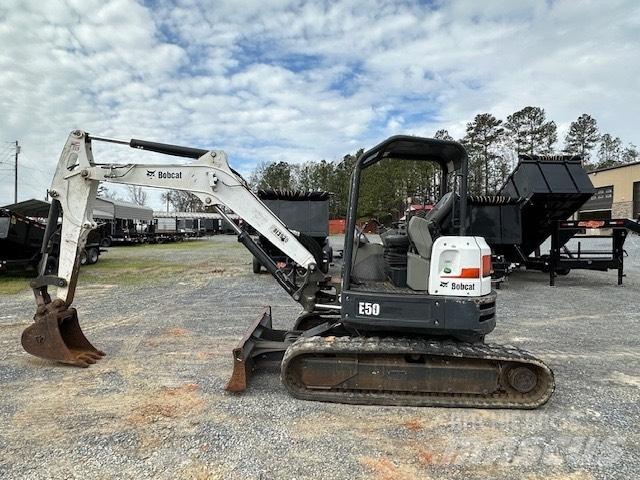 Bobcat E 50 小型挖掘机