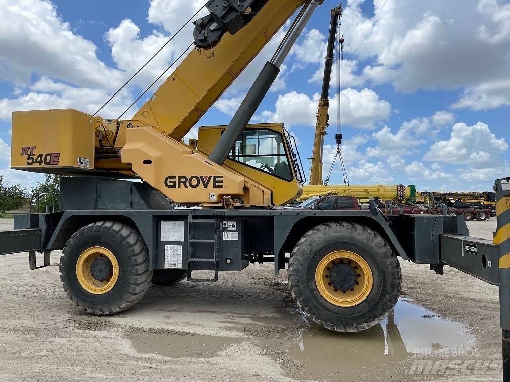 Grove RT 600 E 越野轮胎起重机︳越野吊︳越野起重机︳移动式起重机