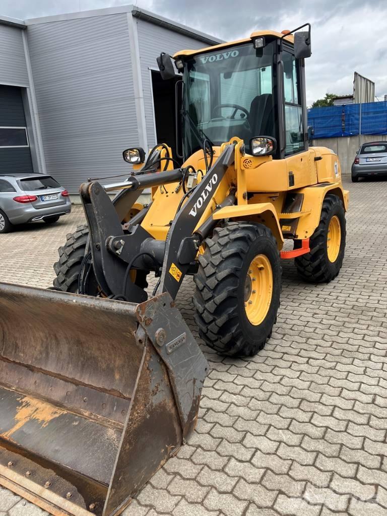 Volvo L 30 G 轮式装载机