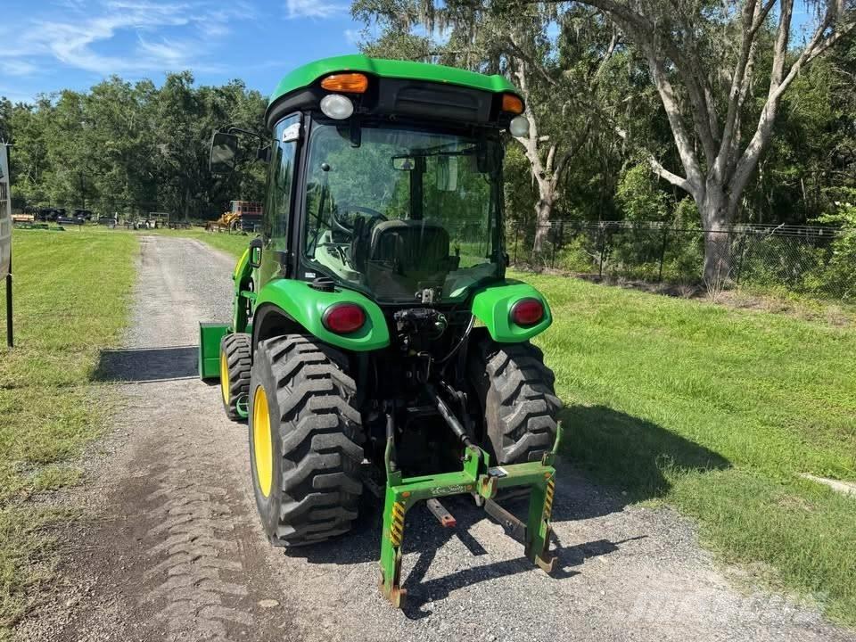 John Deere 3520 拖拉机/农用车