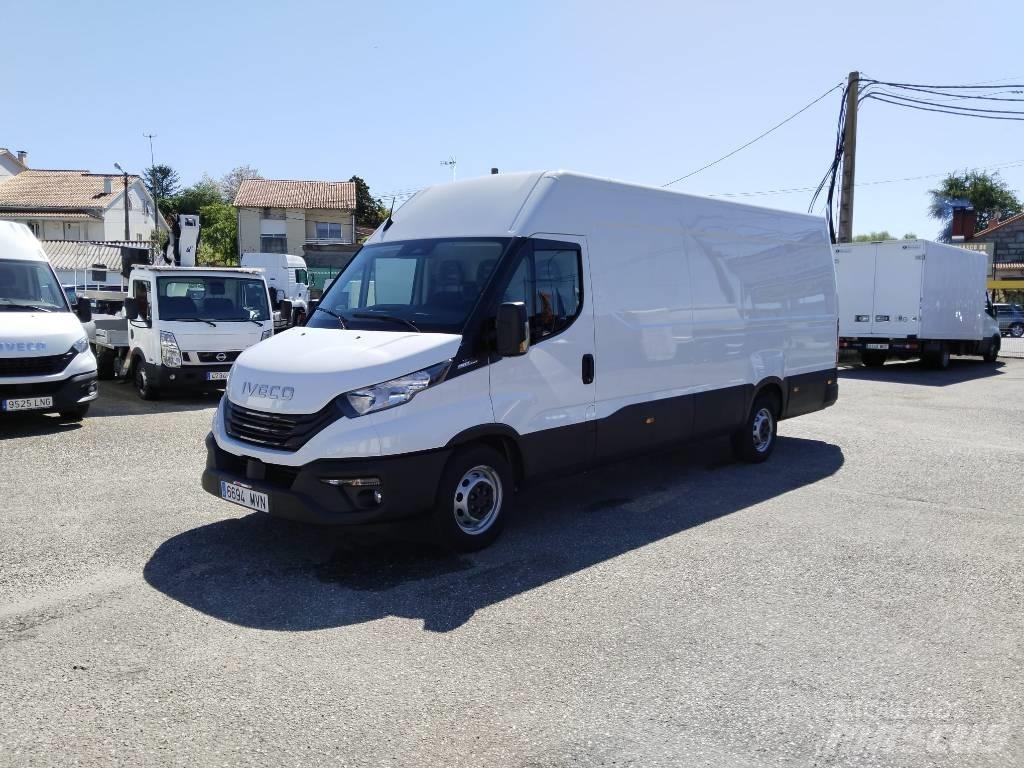 Iveco DAILY 35S18 商务面包车