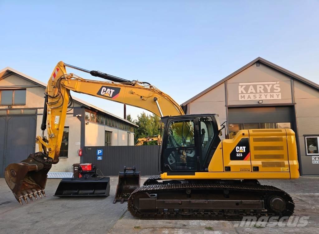 CAT 323 履带挖掘机