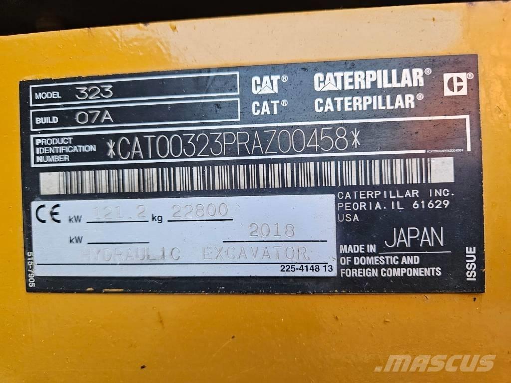 CAT 323 履带挖掘机