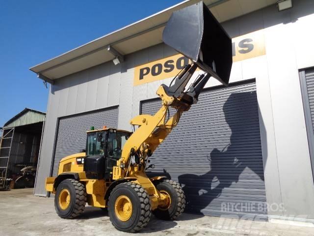 CAT 938M 轮式装载机