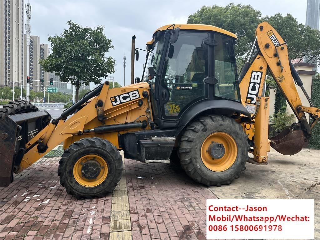 JCB 3 CX 4 T 反铲装载机