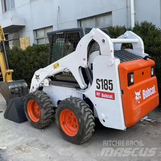 Bobcat S185 滑移装载机