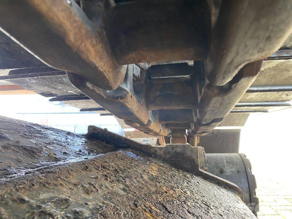 Hitachi ZX 180 LC-3 履带挖掘机