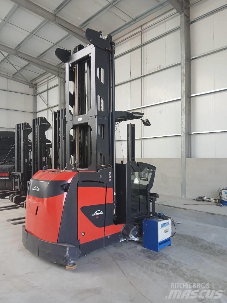 Linde K 10 巷道堆垛机