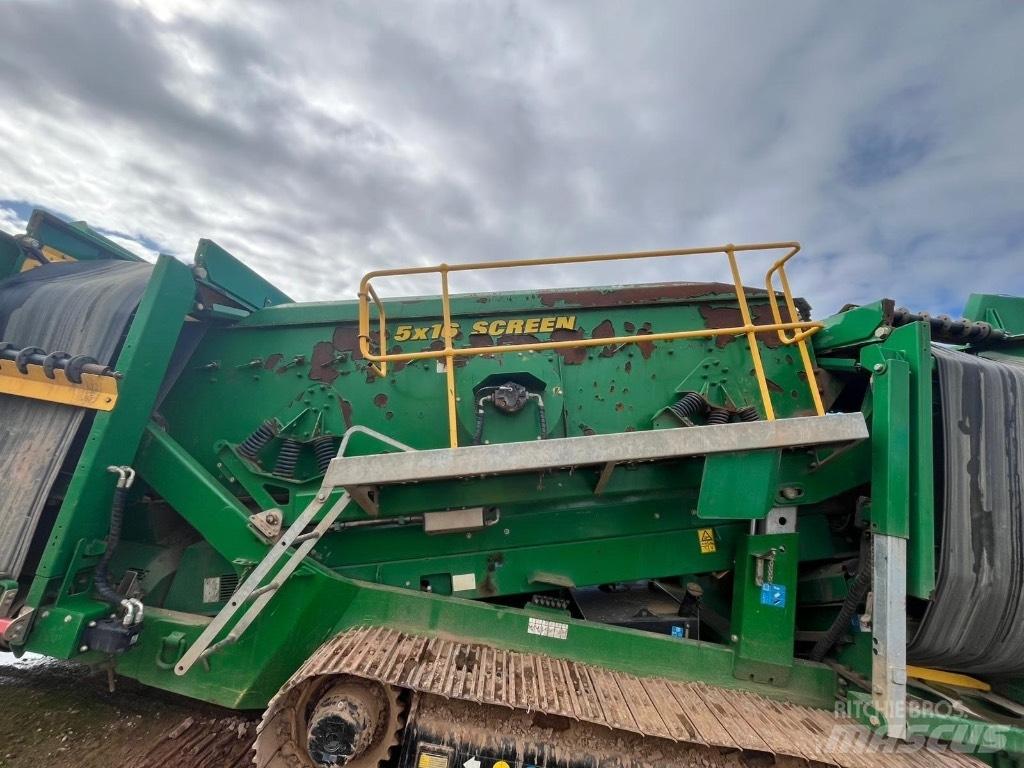 McCloskey R155 移动式筛分机