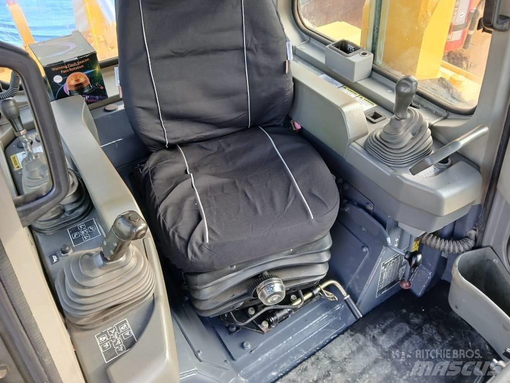 Komatsu D375AX 履带式推土机