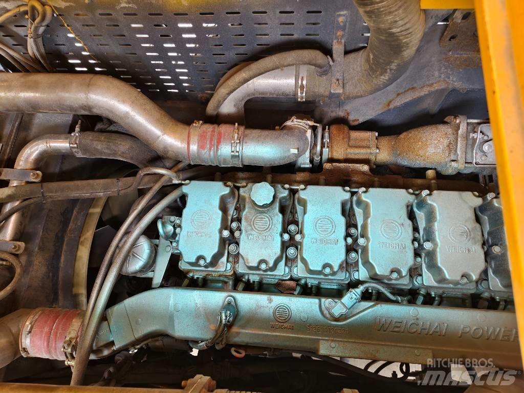 XCMG XCA 200 履带挖掘机