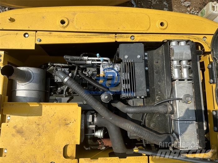 Komatsu PC 130 履带挖掘机