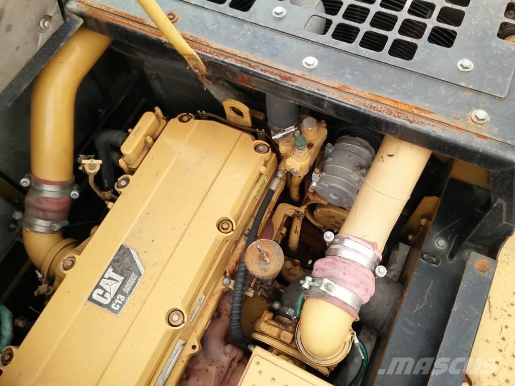 CAT 345 D L 履带挖掘机
