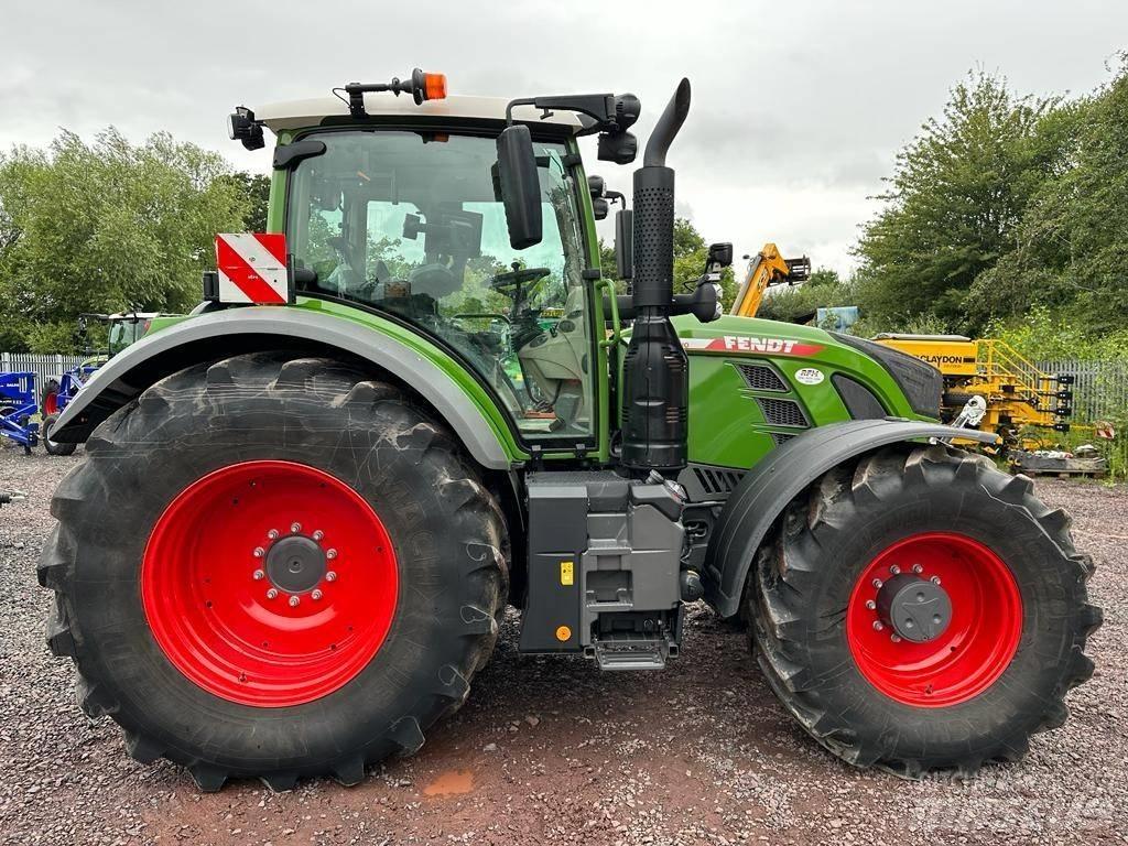 Fendt 724 Profi Plus 拖拉机/农用车