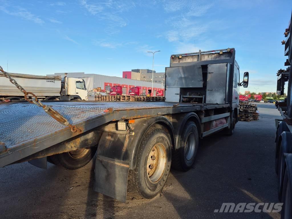 Volvo FH 12 集装箱叉车