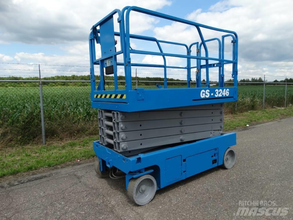 Genie GS 3246 剪叉式升降机