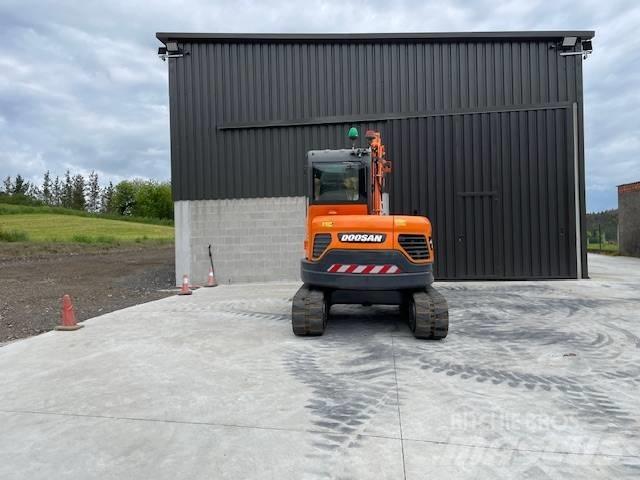 Doosan DX 63 小型挖掘机